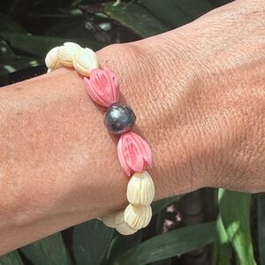 Pikake Flower Stretch 6.75" Bracelet Faceted Dark Pearl Pink Cream Hawaiian Made